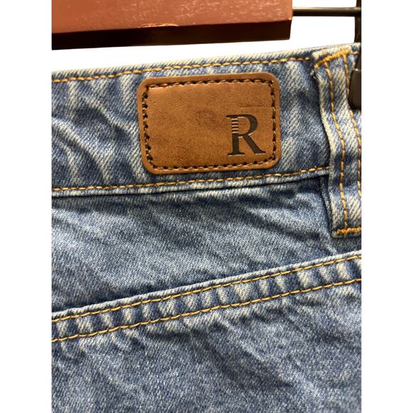 New Rubberband Stretch Women’s Denim Shorts Size 25 Blue Flap Pockets High Rise - Picture 5 of 6
